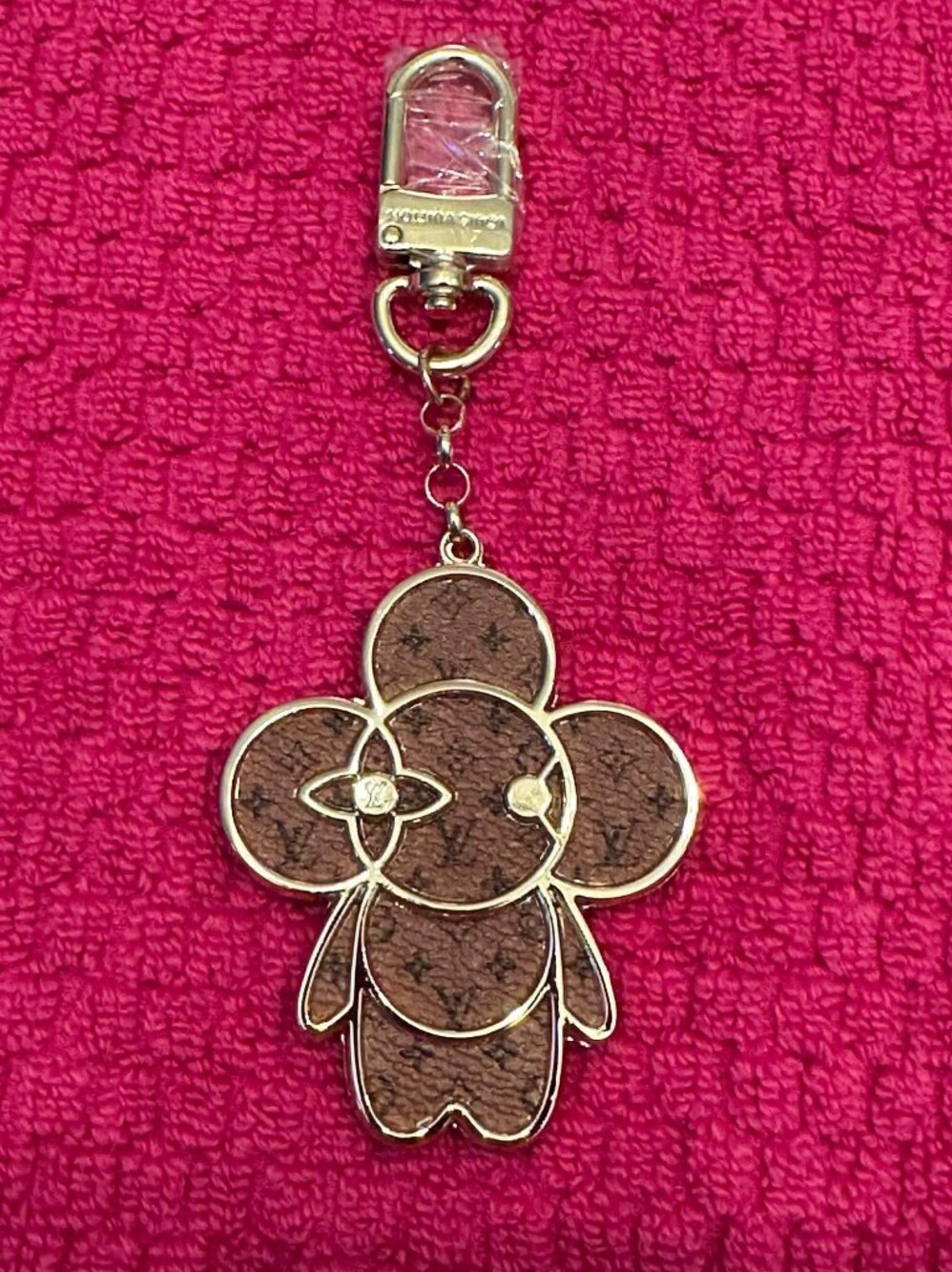 Brown Mono Classic Pattern Flower Keychain